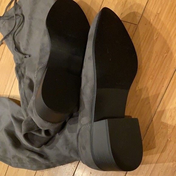 Hannah over the knee Suade boots - Picture 2 of 3